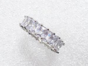 クリスタル　指輪(18号)